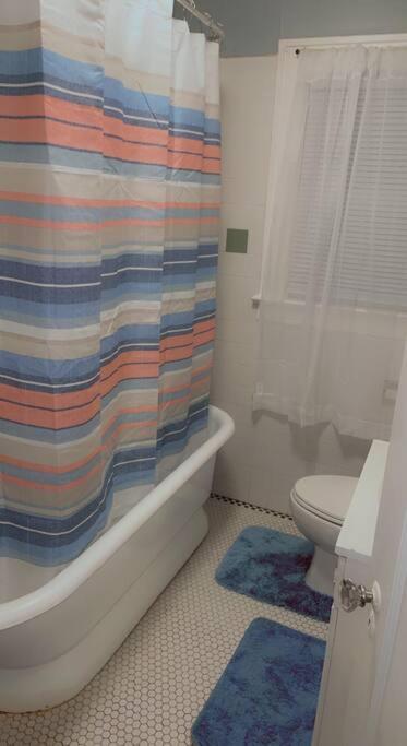 2Nd Level Duplex, Downtown Houston Near Toyota Center, Smoking Allowed On Balcony! Apartment Exterior photo